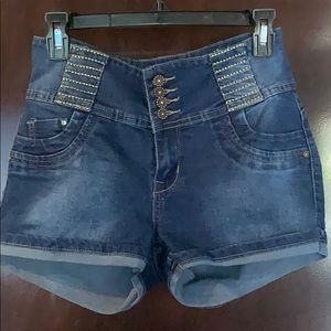 Kalowa Shorts Stretch Denim with Bootie Pop Pleats